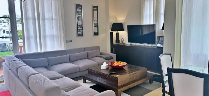 Long-term rent of detached villa in Selwo 0