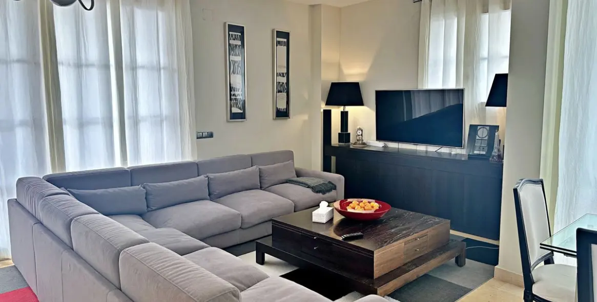 Долгосрочная аренда  отдельно стоящей виллы в Selwo 10