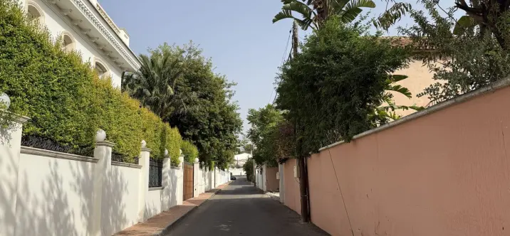 Long-term rent of semi-detached house in The Golden Mile 2