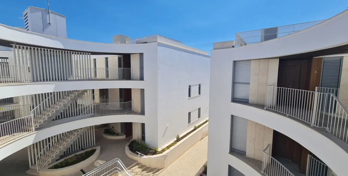 Long-term rent of middle floor apartment in Elviria 14