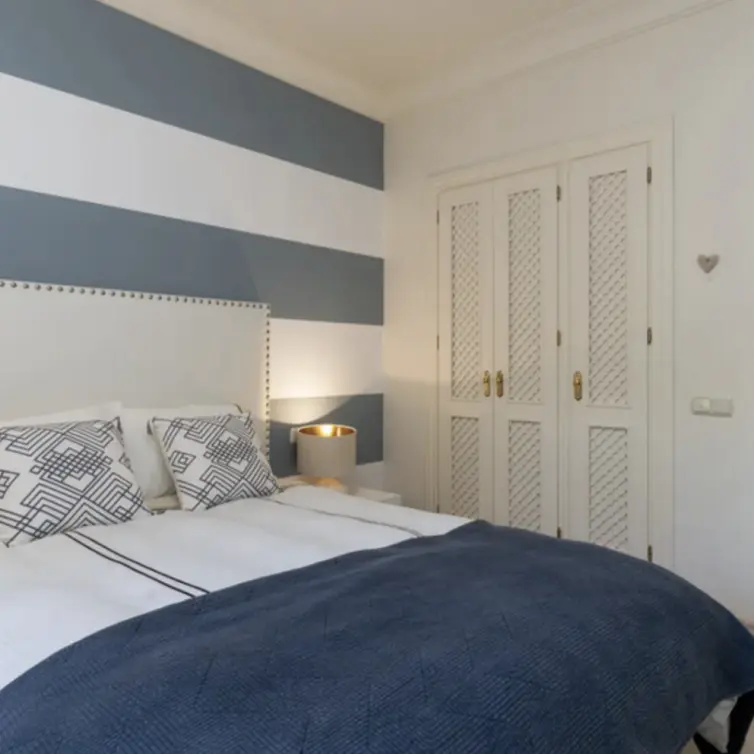 Long-term rent of middle floor apartment in Nueva Andalucía