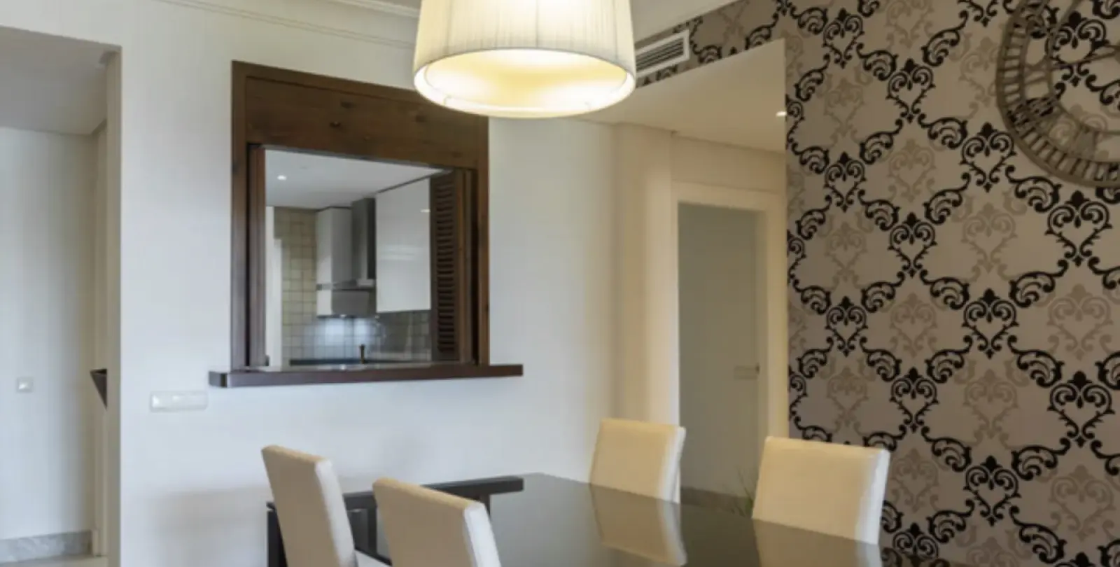 Long-term rent of middle floor apartment in Nueva Andalucía 8