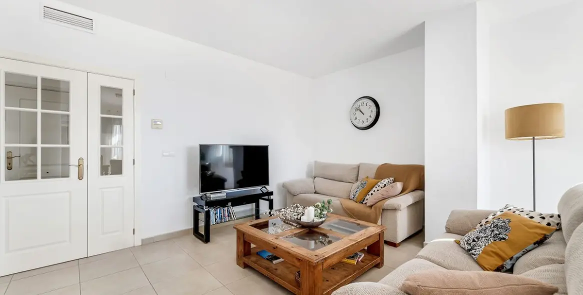 Long-term rent of penthouse in Marbella 5