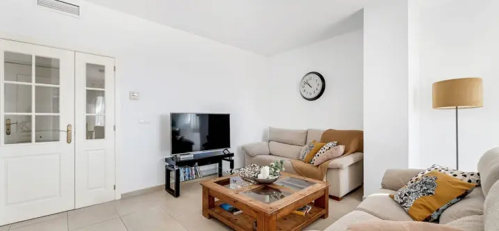 Long-term rent of penthouse in Marbella 4