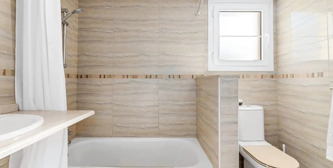 Long-term rent of penthouse in Marbella 8