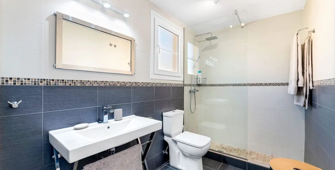 Long-term rent of penthouse in Marbella 9