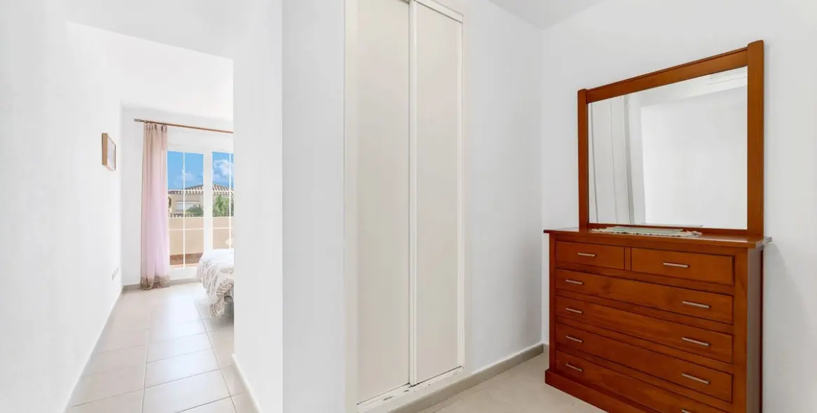 Long-term rent of penthouse in Marbella 11