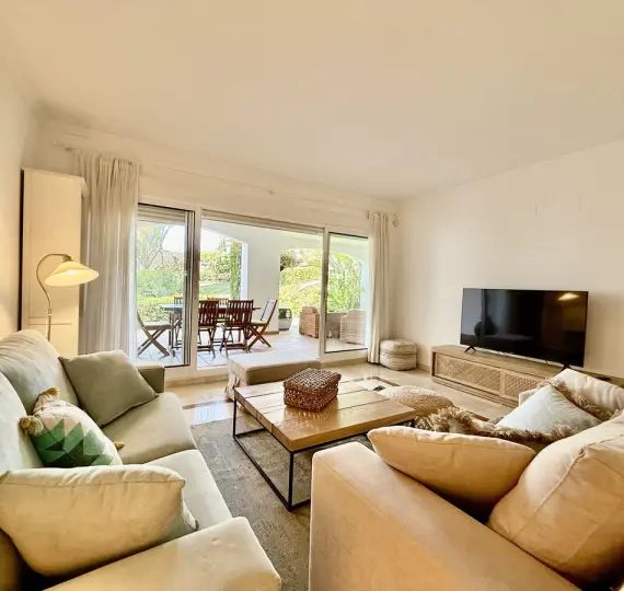 Ground floor apartment R5137966