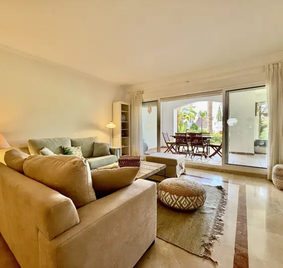 Ground floor apartment R5137966