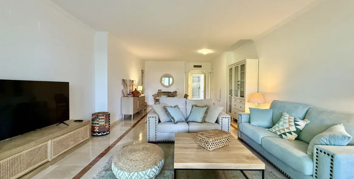 Долгосрочная аренда апартаментов на первом этаже в Marbella (район The Golden Mile) 6