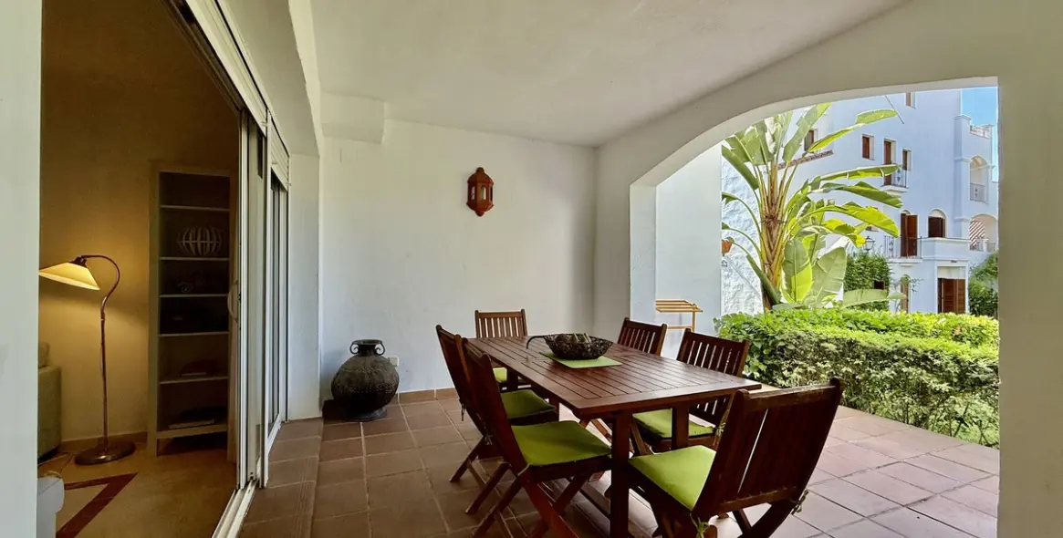 Long-term rent of ground floor apartment in The Golden Mile 11