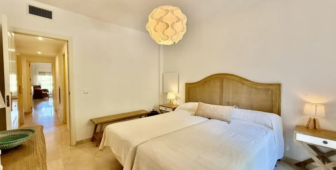 Long-term rent of ground floor apartment in The Golden Mile 20