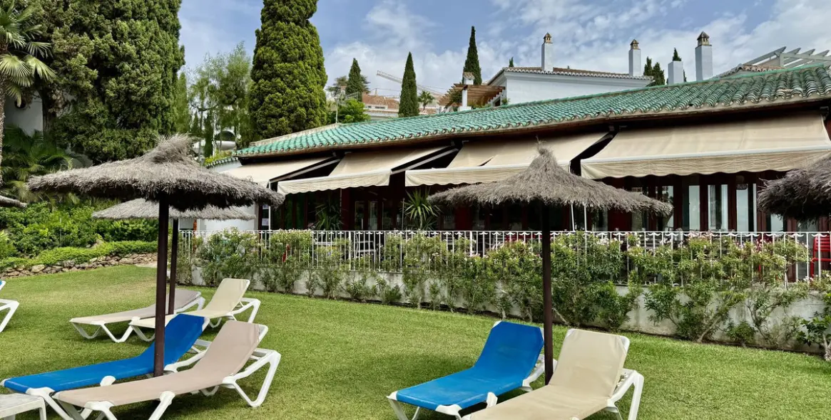 Long-term rent of ground floor apartment in The Golden Mile 26