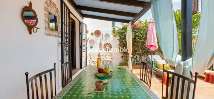 Long-term rent of townhouse in Nueva Andalucía 3