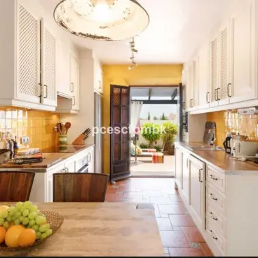 Long-term rent of townhouse in Nueva Andalucía