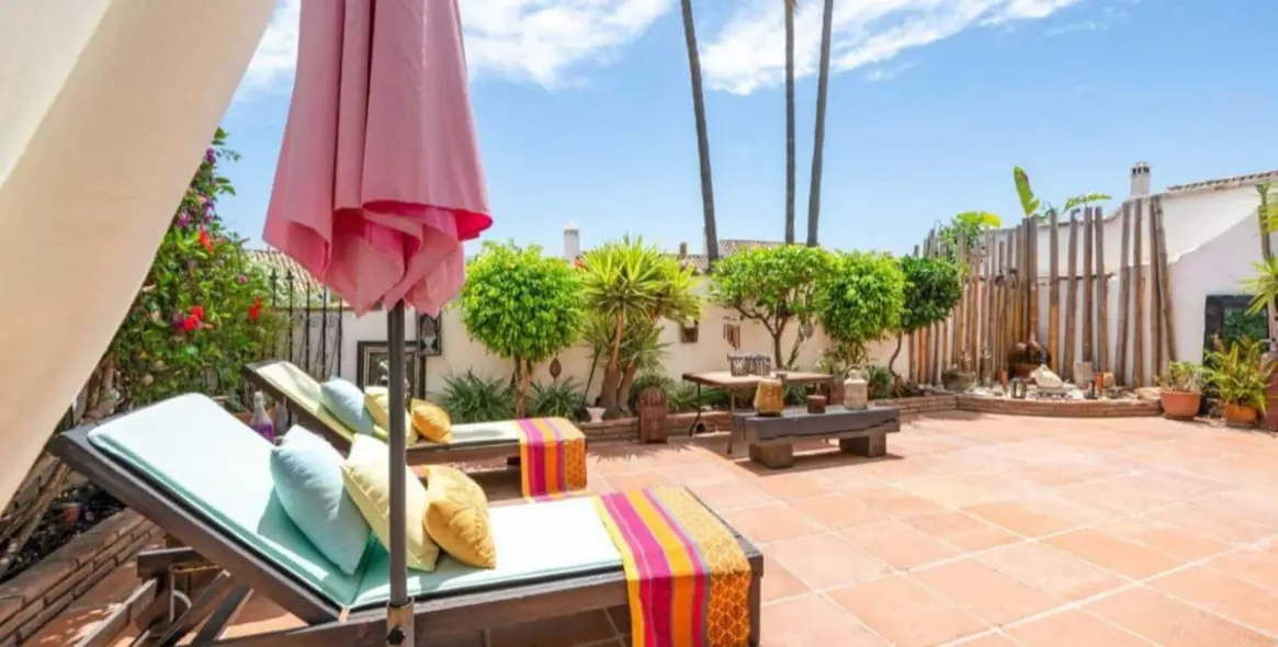 Long-term rent of townhouse in Nueva Andalucía 17