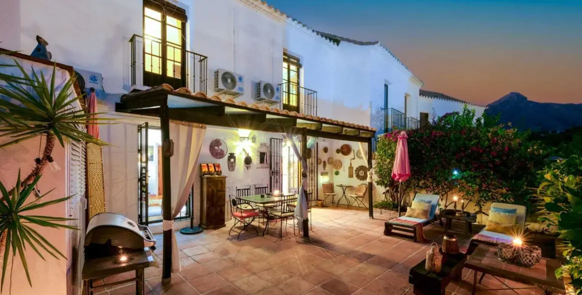 Long-term rent of townhouse in Nueva Andalucía 20