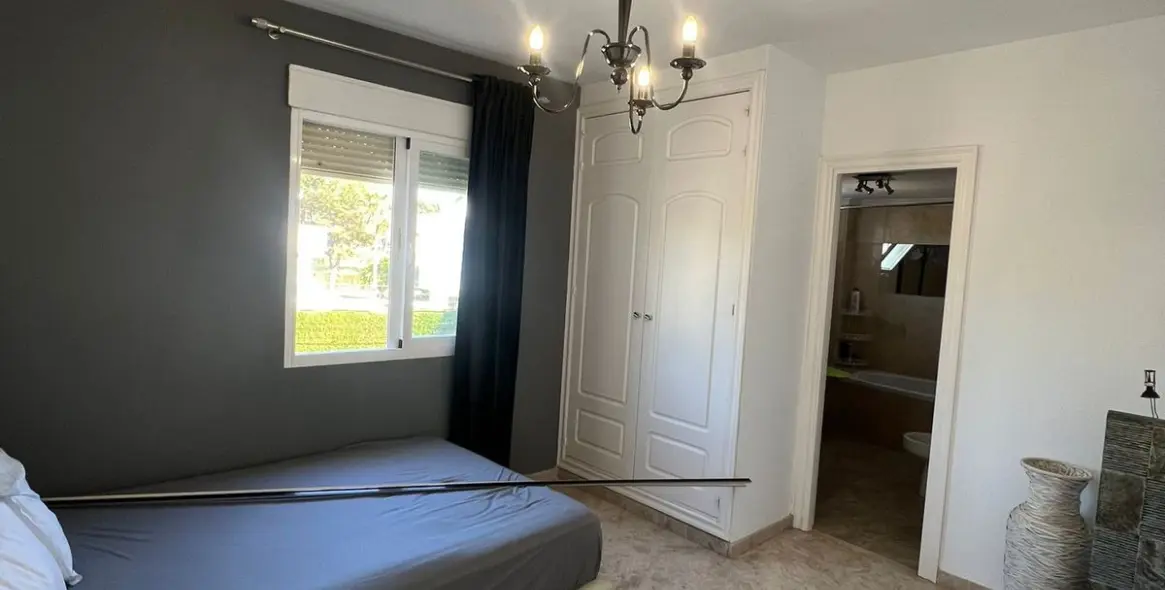 Long-term rent of middle floor apartment in Nueva Andalucía 5