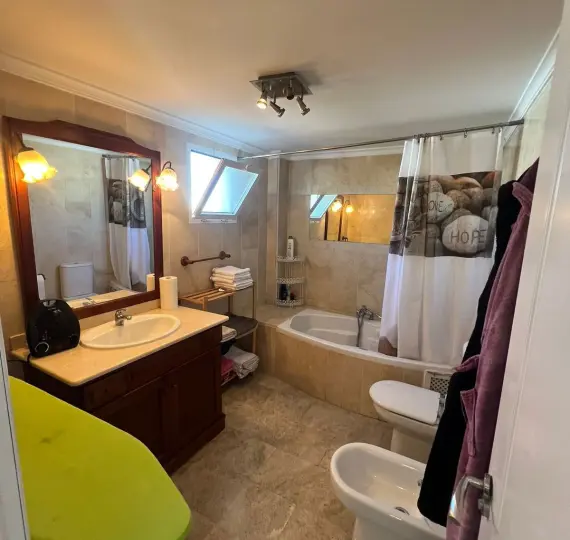 Долгосрочная аренда апартаментов на среднем этаже в Nueva Andalucía