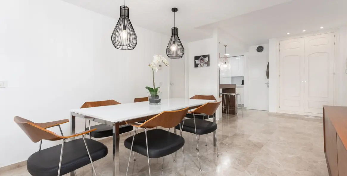 Long-term rent of middle floor apartment in Nueva Andalucía 6