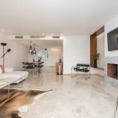 Long-term rent of middle floor apartment in Nueva Andalucía