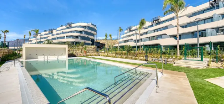 Long-term rent of penthouse duplex in Selwo 0