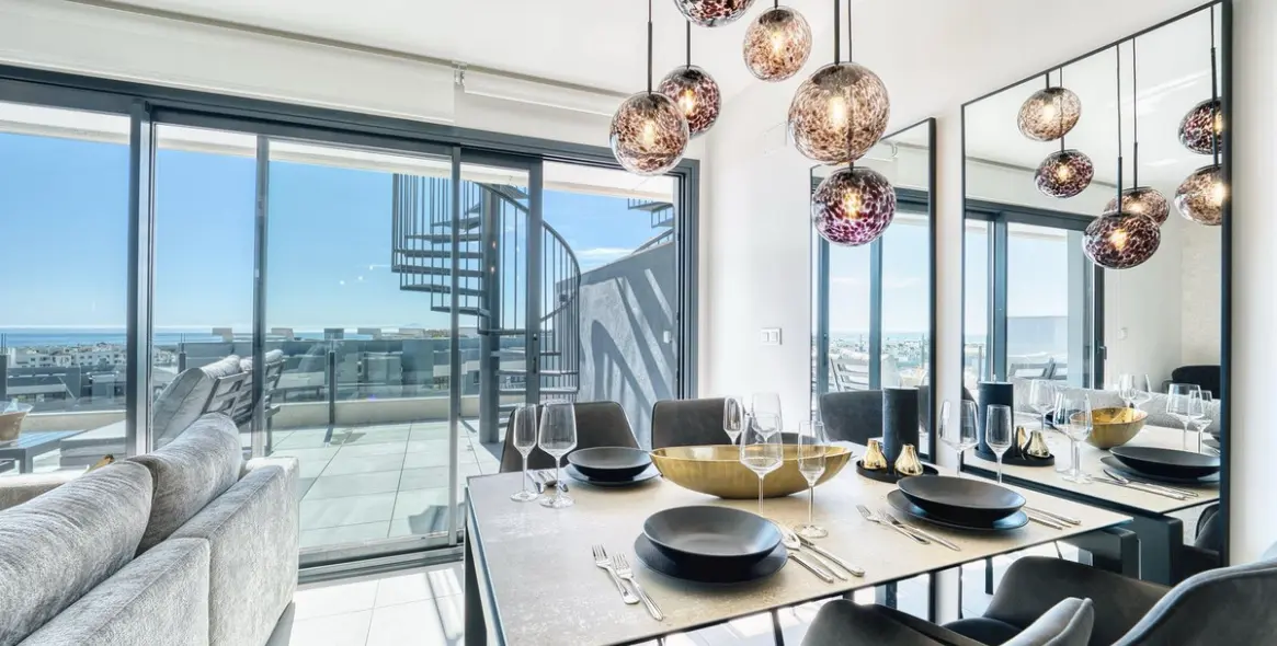 Long-term rent of penthouse duplex in Selwo 8