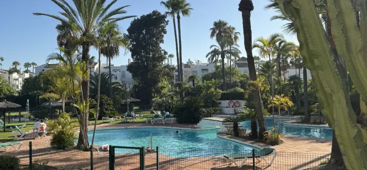 Long-term rent of townhouse in New Golden Mile 0