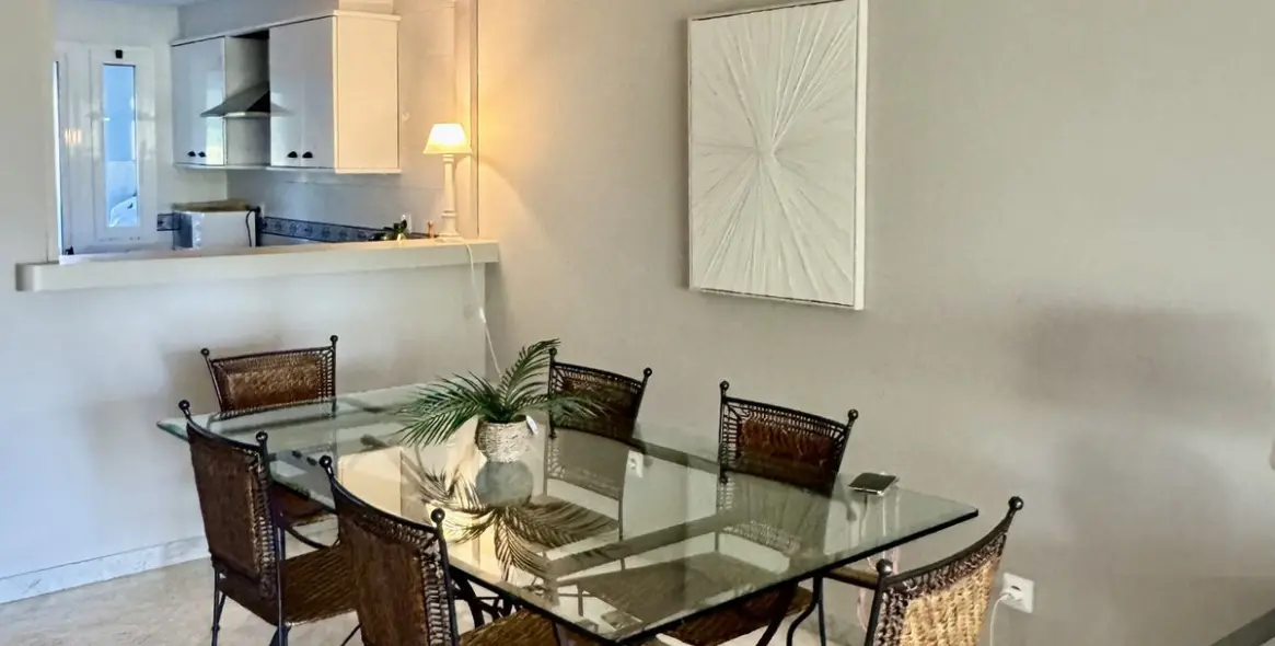 Long-term rent of townhouse in New Golden Mile 6