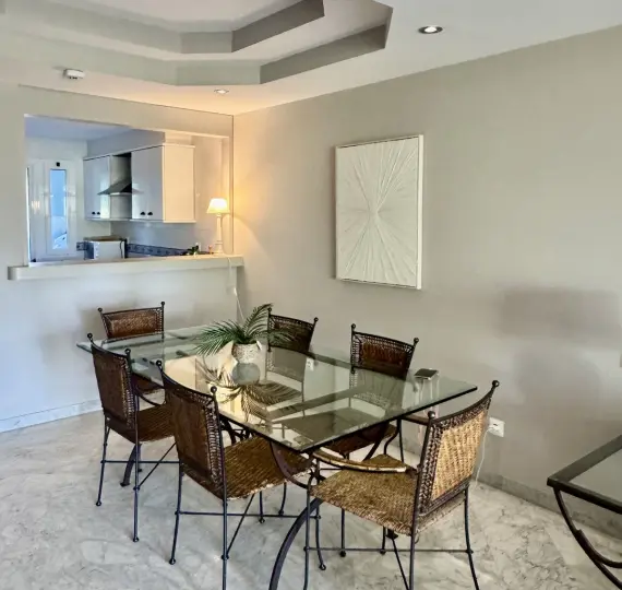 Long-term rent of townhouse in New Golden Mile