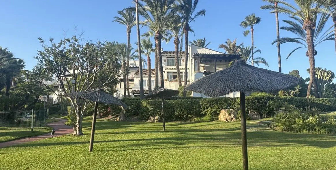 Долгосрочная аренда таунхауса в New Golden Mile 22