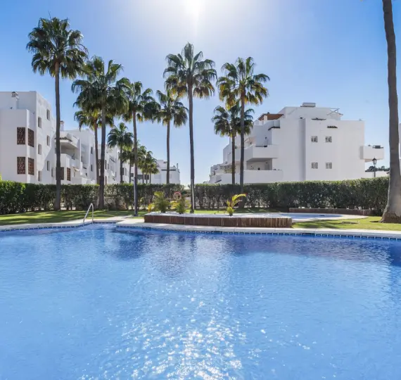 Long-term rent of ground floor apartment in Estepona