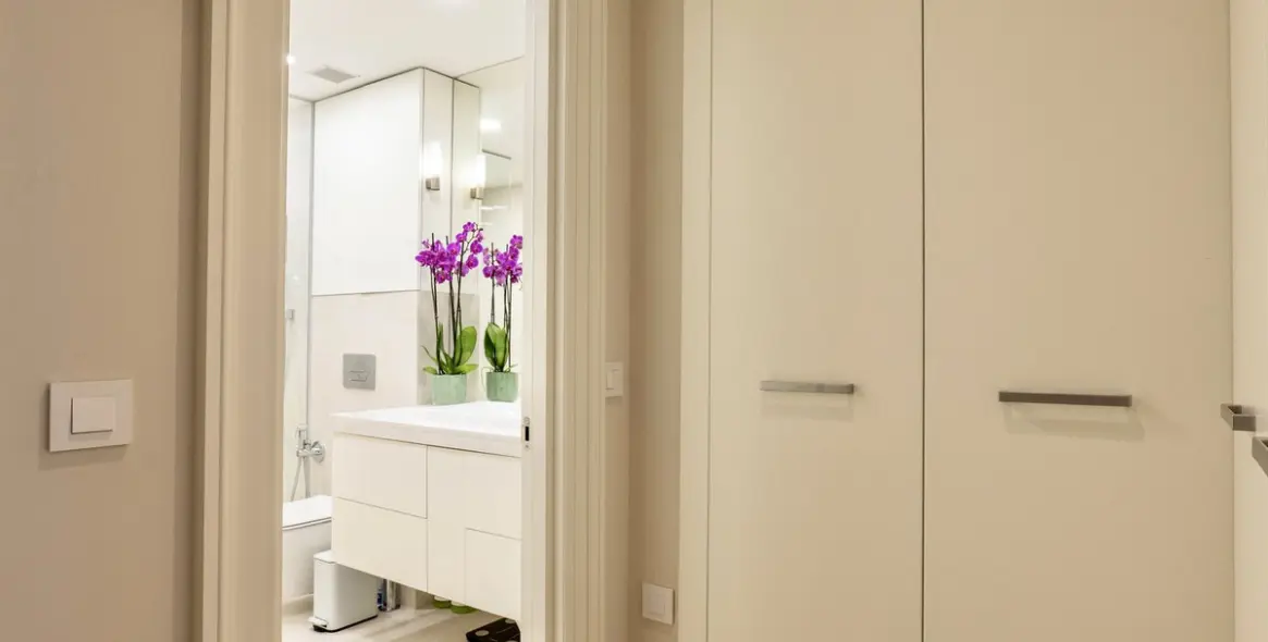 Долгосрочная аренда апартаментов на среднем этаже в Estepona 17