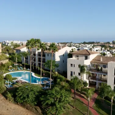 Long-term rent of middle floor apartment in Estepona