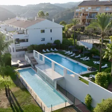 Long-term rent of middle floor apartment in Estepona