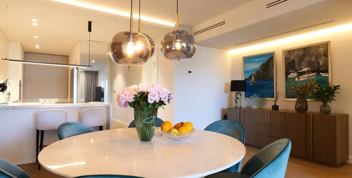 Alquiler a largo plazo de apartamento en planta media en Estepona 15