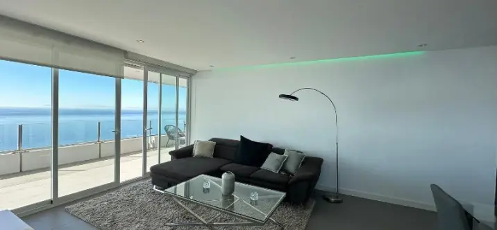 Long-term rent of middle floor apartment in Río Real 1