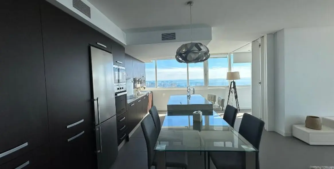 Long-term rent of middle floor apartment in Río Real 3