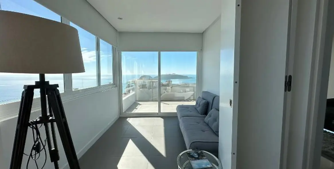 Long-term rent of middle floor apartment in Río Real 7