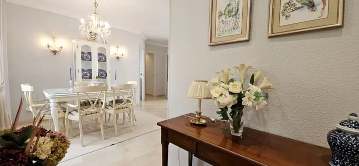 Long-term rent of middle floor apartment in Marbella 3