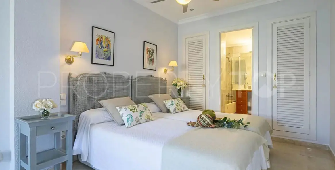 Long-term rent of middle floor apartment in Marbella 11