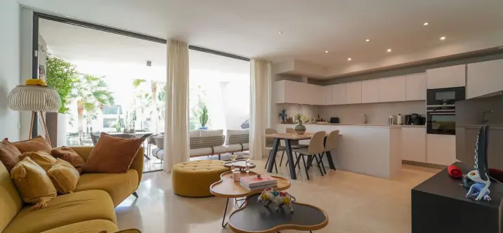 Долгосрочная аренда апартаментов на первом этаже в Cabopino 0