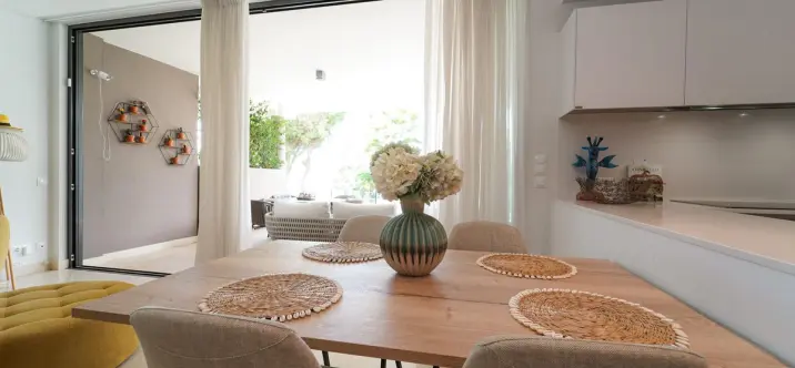 Долгосрочная аренда апартаментов на первом этаже в Cabopino 1