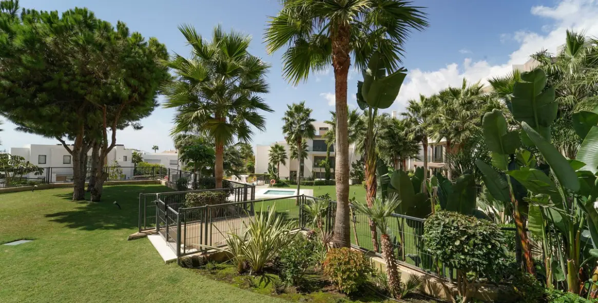 Долгосрочная аренда апартаментов на первом этаже в Cabopino 20