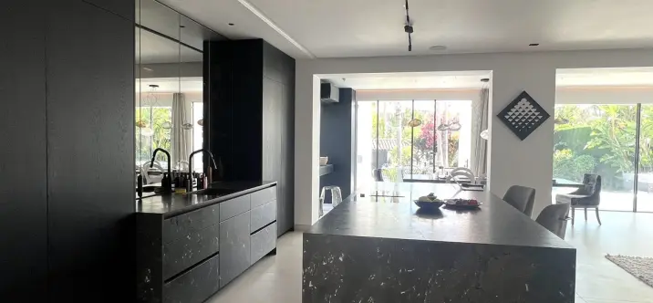 Short-term rent of detached villa in Nueva Andalucía 1