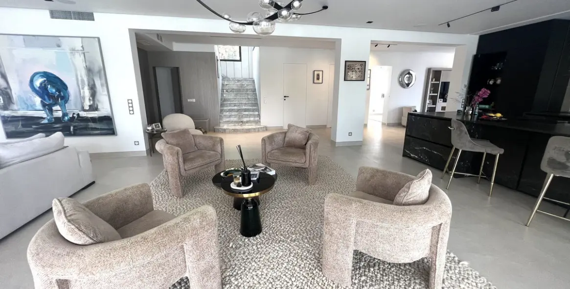 Short-term rent of detached villa in Nueva Andalucía 9