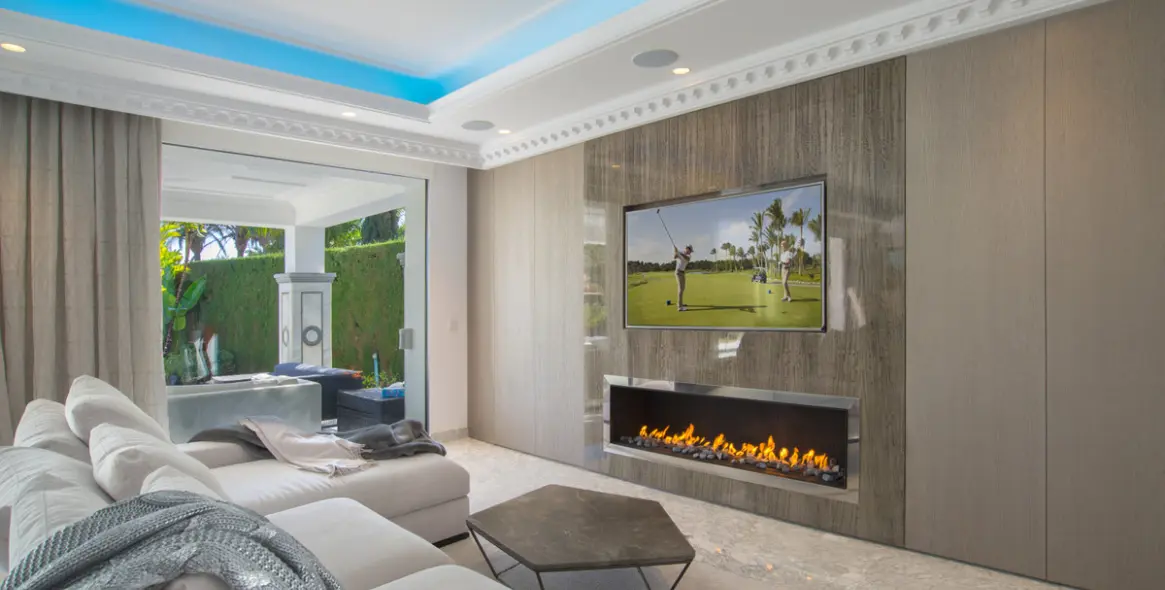 Short-term rent of detached villa in Nueva Andalucía 11