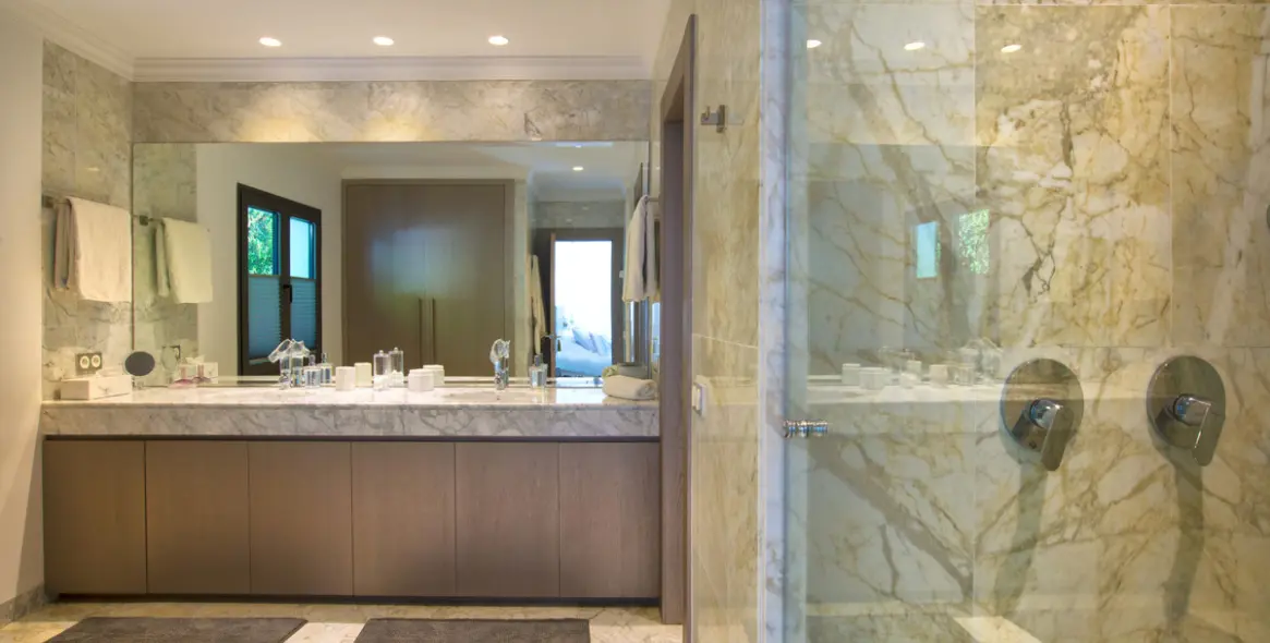 Short-term rent of detached villa in Nueva Andalucía 13