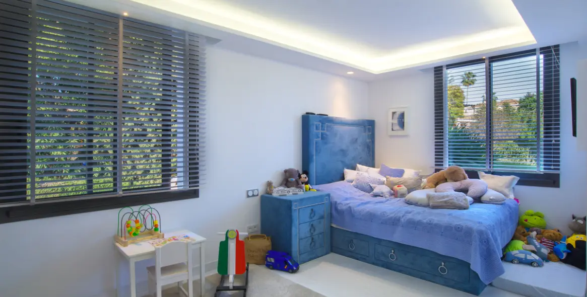 Short-term rent of detached villa in Nueva Andalucía 15