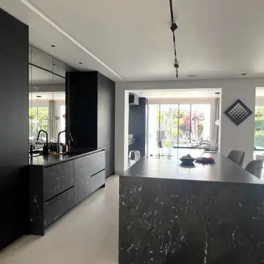 Short-term rent of detached villa in Nueva Andalucía